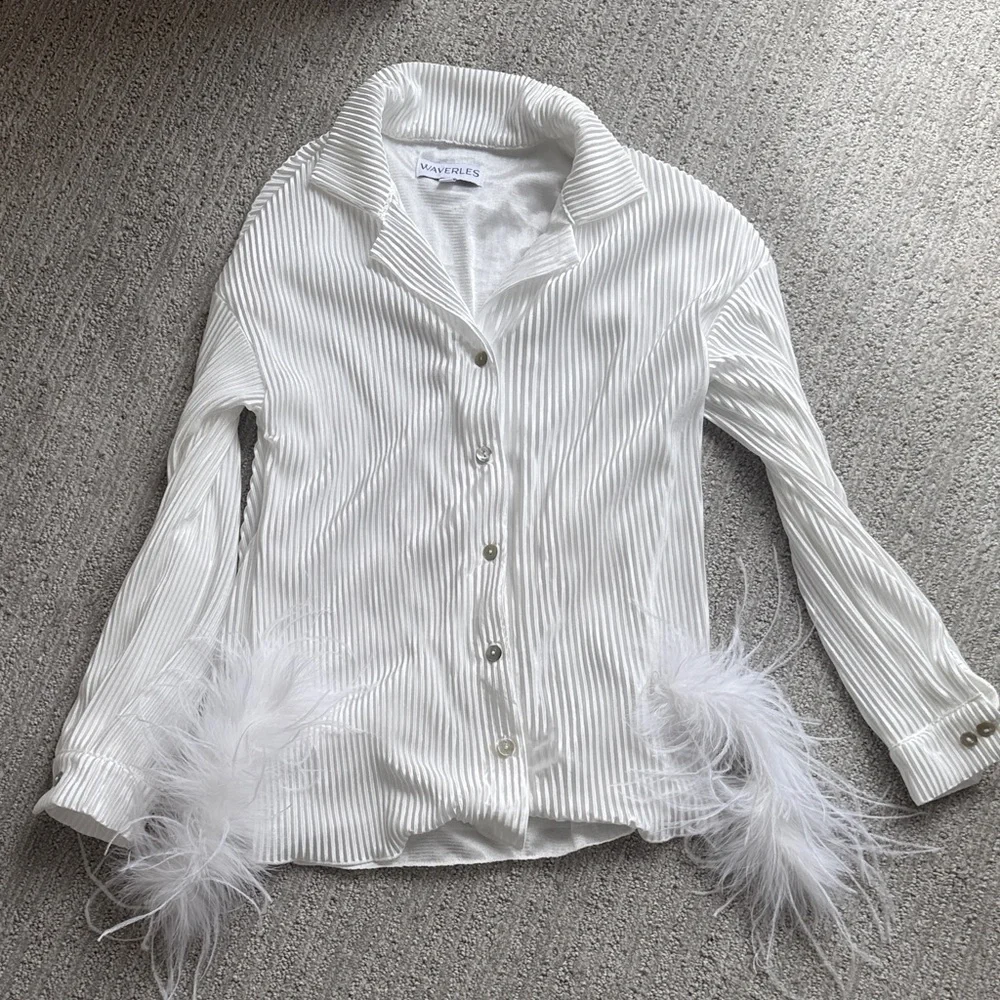 Waverles Pleats Please XS + feather cuffs - Picture 2 of 9